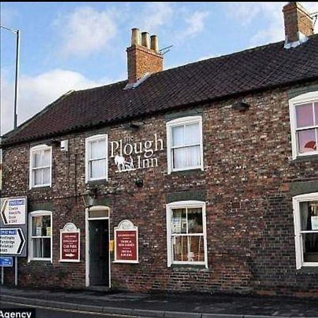 Snaith The Plough Inn מראה חיצוני תמונה